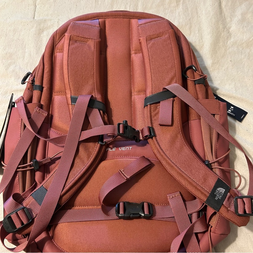 The North Face Borealis Women's Backpack New with Tags - Picture 10 of 10